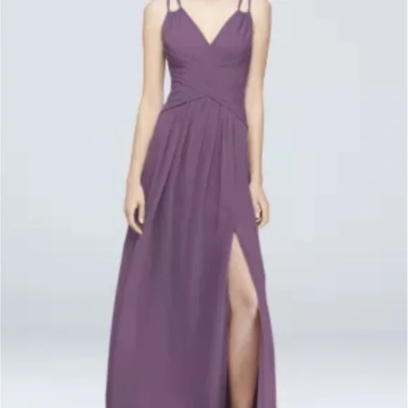 Plunge V-Neck Crinkle Chiffon Women's Bridesmaid Dress in Wisteria, Size 2 - Picture 4 of 4